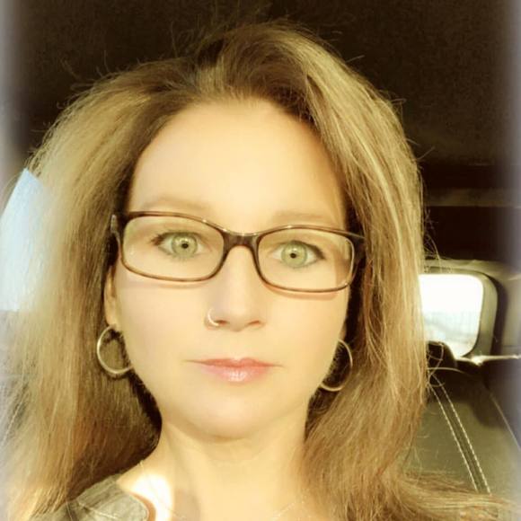 Meet your Posher, Davida - Picture 1 of 1